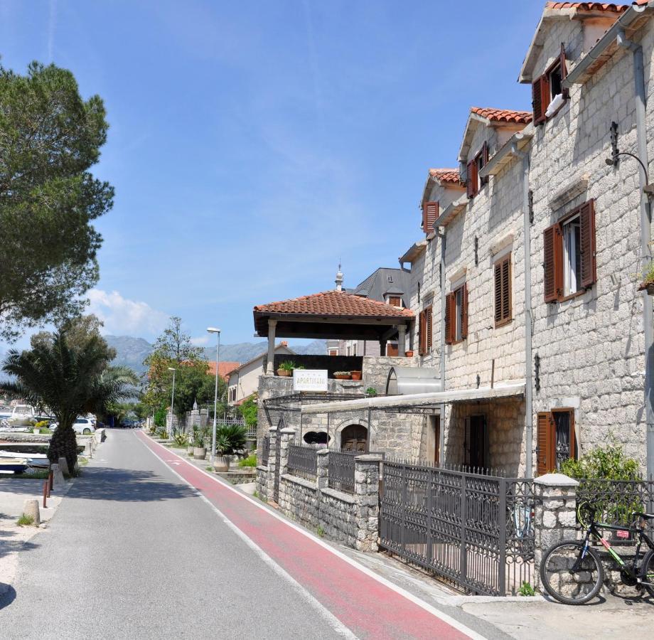 קוטור Apartments Vujosevic מראה חיצוני תמונה